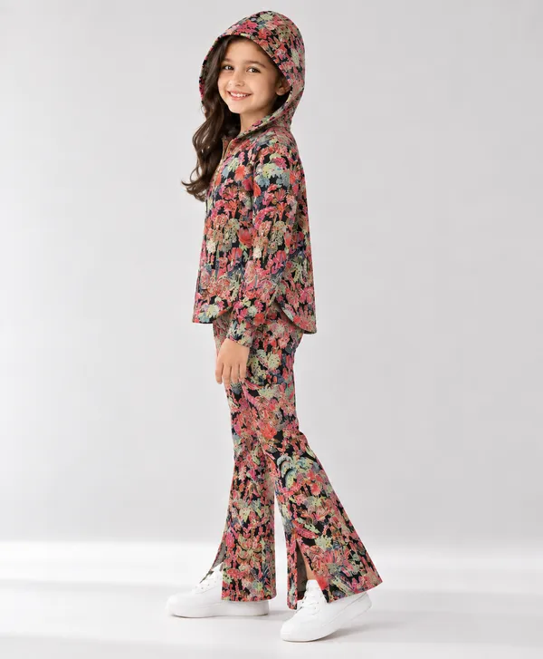 Full_Sleeves_Hoodie_With_Bell_Bottom_Set