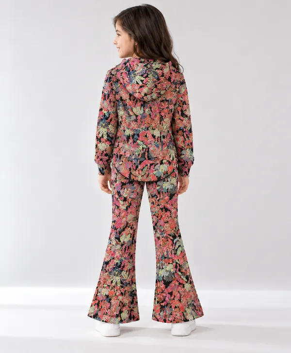 Full_Sleeves_Hoodie_With_Bell_Bottom_Set