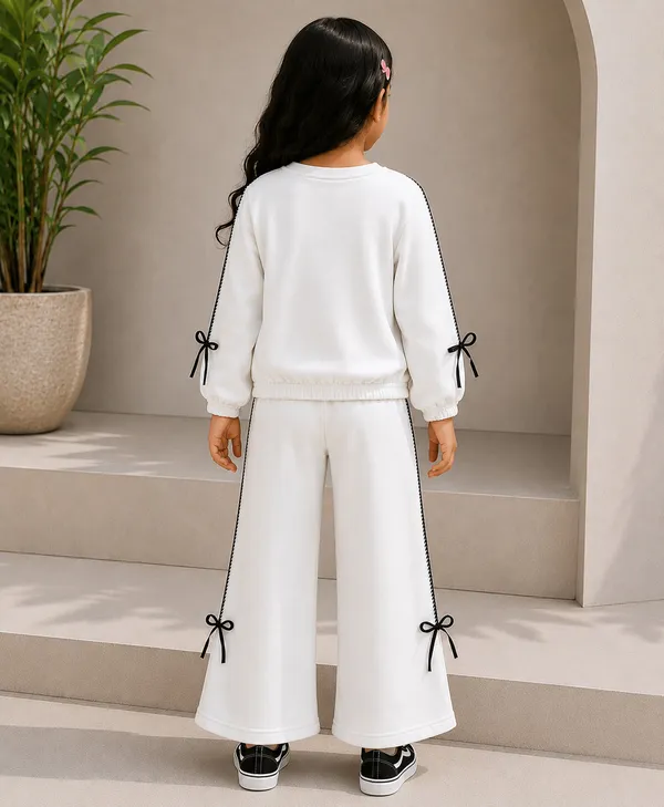 White_Cotton_Fleece_Lace_Trim_Pants_For_Girls