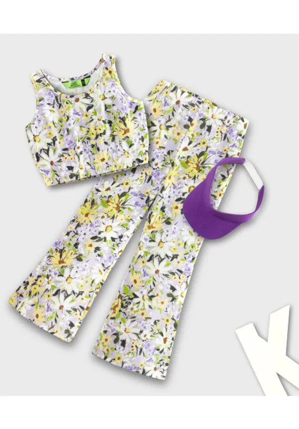 Cotton_Spandex_Top_With_Bell_Bottoms_And_Visor_Cap