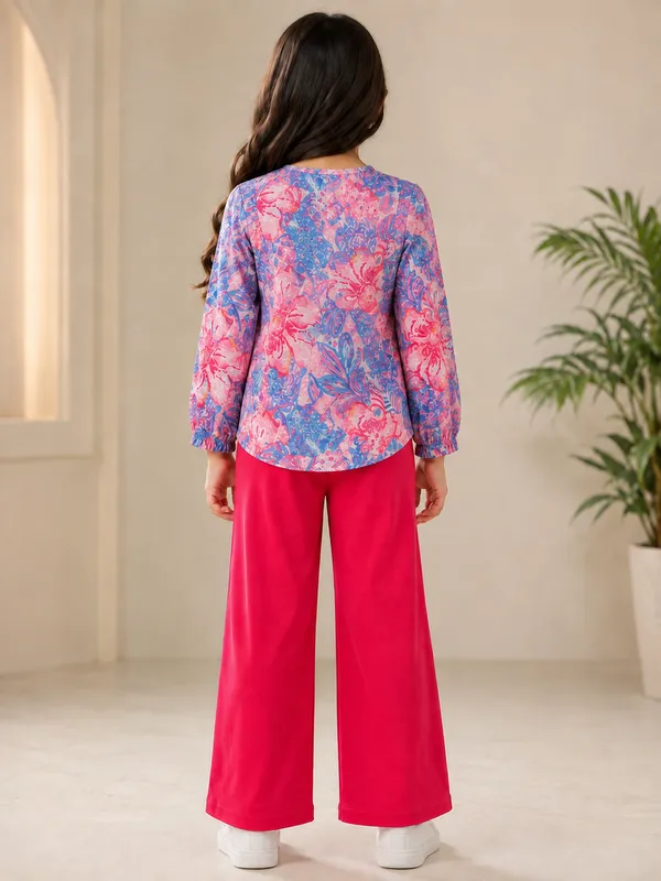 Multicolor_Printed_Top_And_Pink_Pants_Set_For_Girls