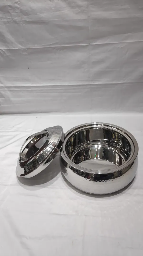 Stainless_Steel_Hammered_Insulated_Casserole_With_Lid