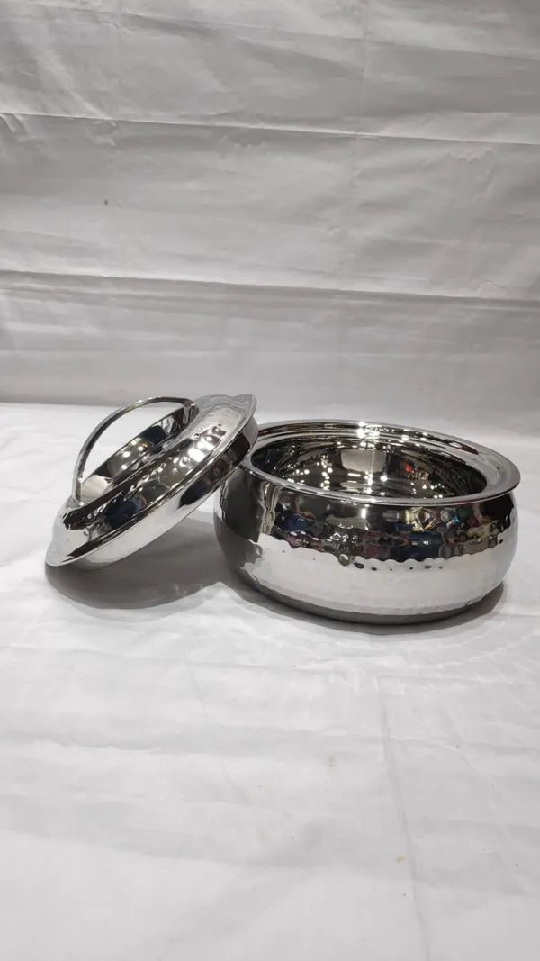 Stainless_Steel_Traditional_Hammered_Casserole