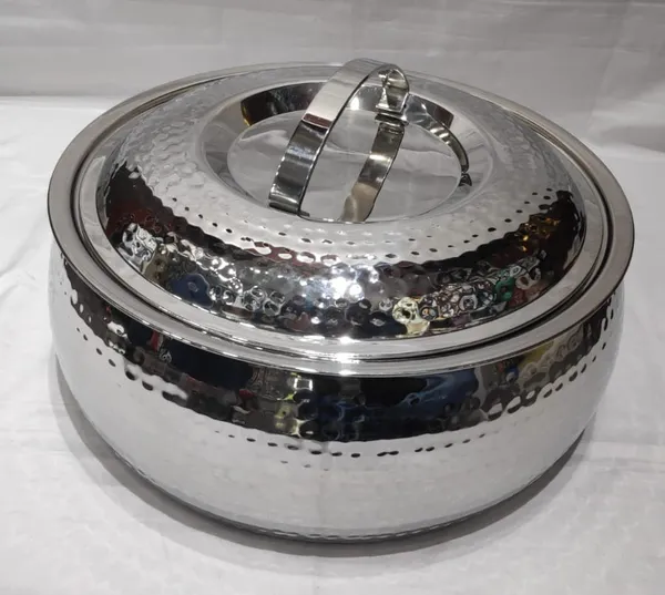 Stainless_Steel_Traditional_Hammered_Casserole