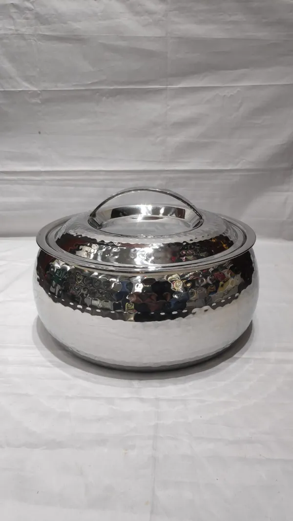 Stainless_Steel_Hammered_Casserole_With_Lid