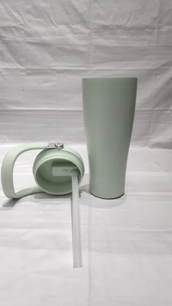 Mint_Green_Insulated_steel_bottle_(hot_&_cold_for_long_hours)