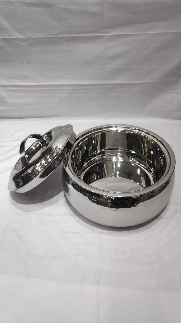 Stainless_Steel_Hammered_Casserole_With_Lid