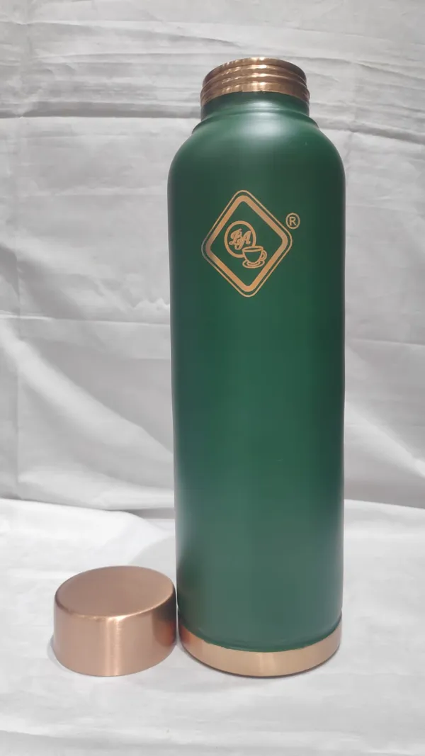Copper_bottle_(pure_copper)_Green_colour