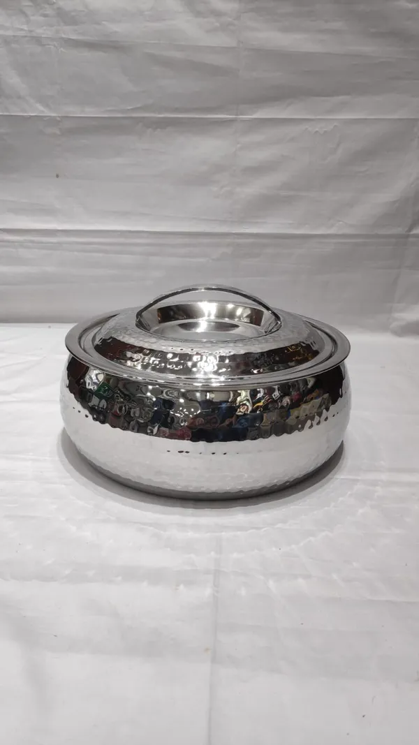 Stainless_Steel_Traditional_Hammered_Casserole