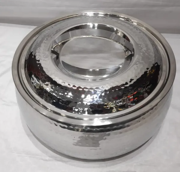 Stainless_Steel_Traditional_Hammered_Casserole