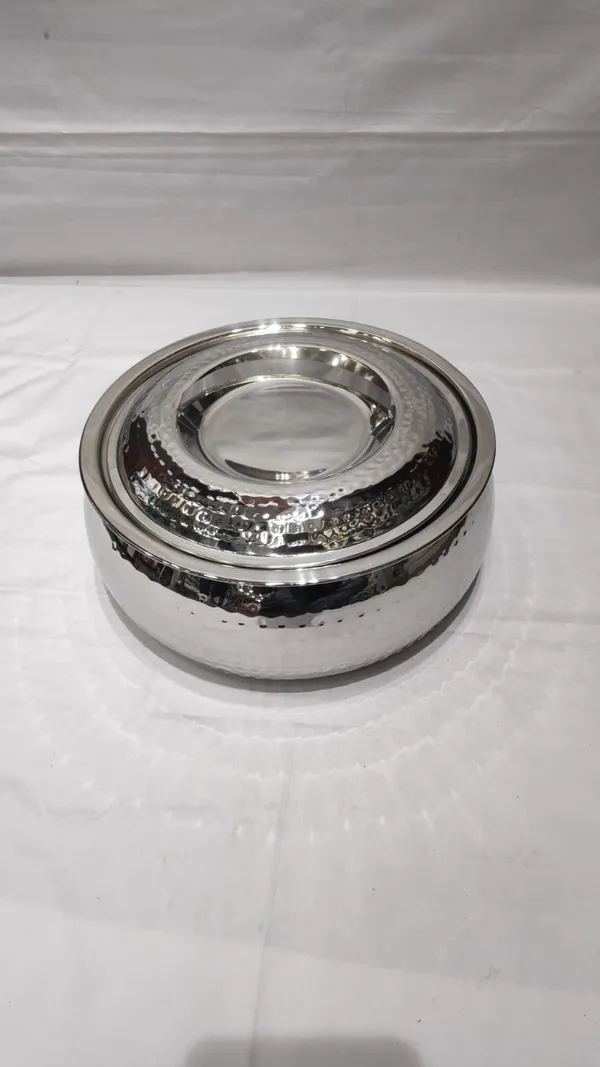 Stainless_Steel_Traditional_Hammered_Casserole