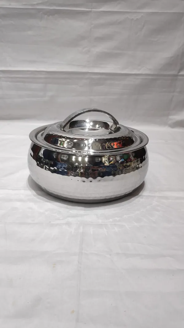 Stainless_Steel_Traditional_Hammered_Casserole