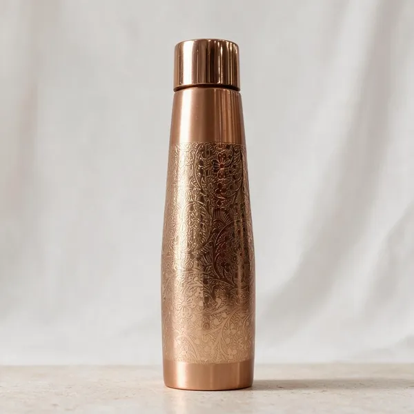 Peista_Copper_bottle_(pure_copper),_Polish_finish