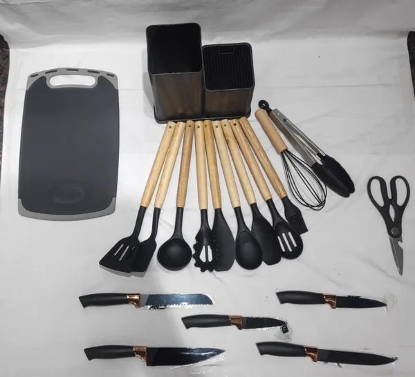 Wood_Handle_Black_Kitchen_Tools_And_Knife_19pc_Set