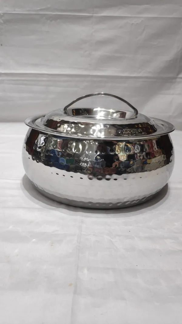 Stainless_Steel_Traditional_Hammered_Casserole