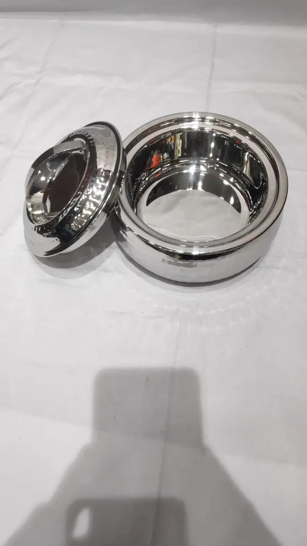 Stainless_Steel_Traditional_Hammered_Casserole