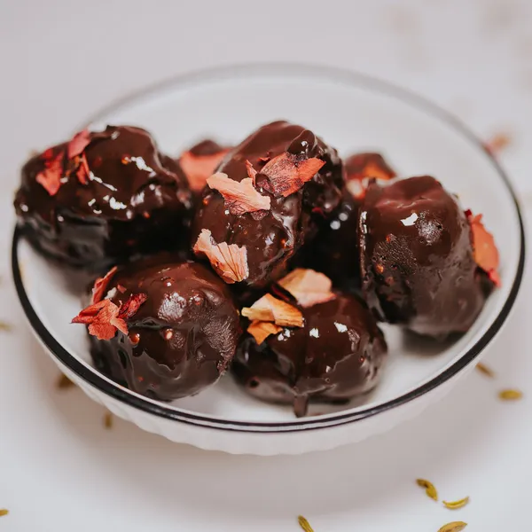 Paan_Chocolate_Dates_100g_-_Pack_of_2