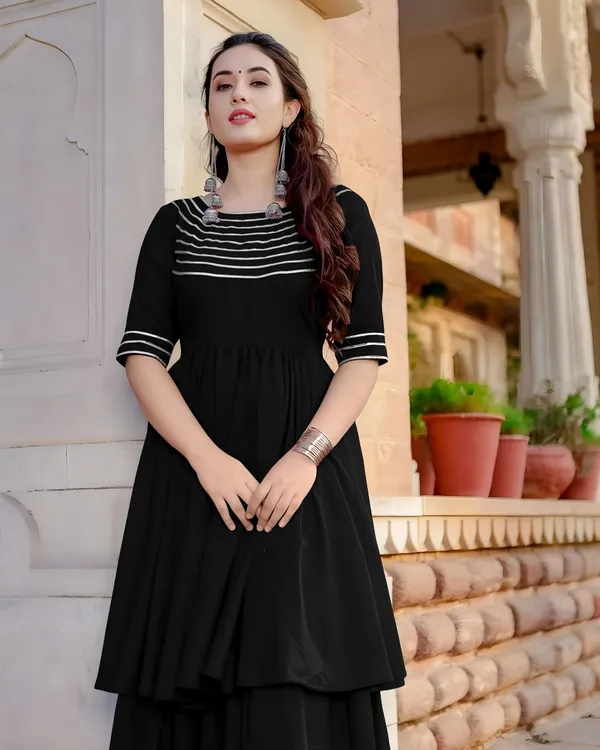Black_Rayon_Flared_Striped_Anarkali_Kurta_Set_For_Women