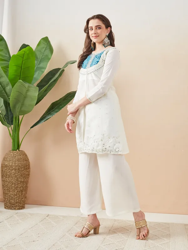White_Roman_Silk_Straight_Co-ord_Set_For_Women