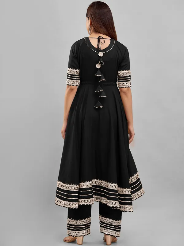 Black_Rayon_Anarkali_Kurta_Set_For_Women