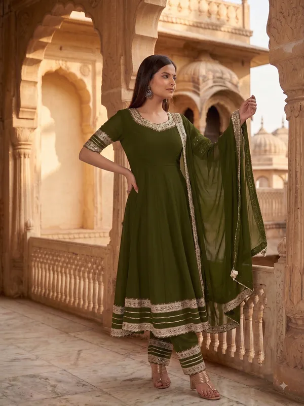 Olive_Green_Rayon_Flared_Anarkali_Suit_Set_For_Women