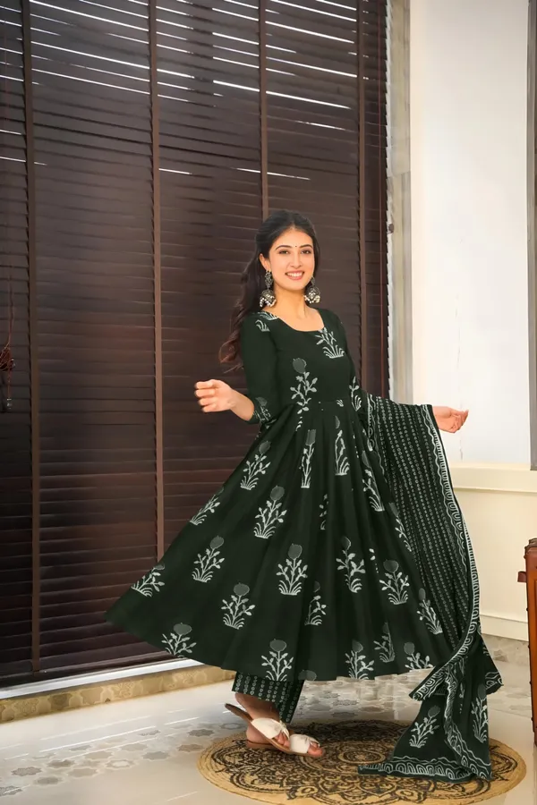 Dark_Green_Rayon_Printed_Anarkali_Suit_Set_For_Women