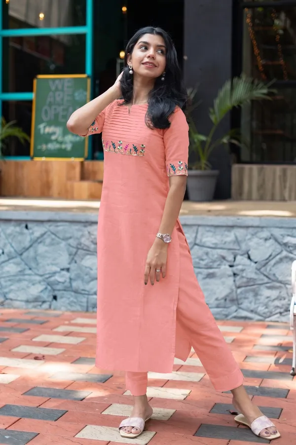 Peach_Cotton_Straight_Fit_Embroidered_Kurta_Set_For_Women