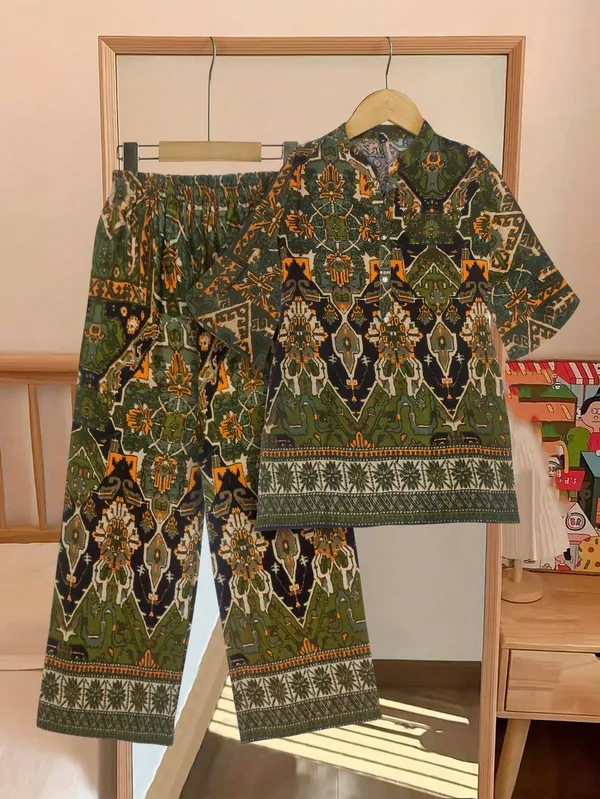 Green_Rayon_Relaxed_Fit_Kurta_Palazzo_Set_For_Women