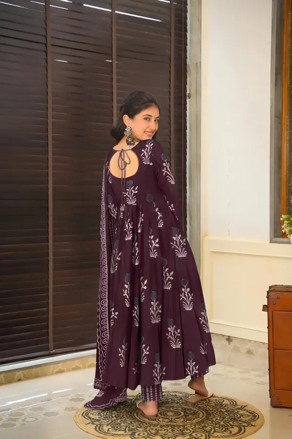 Maroon_Rayon_Flared_Anarkali_Kurta_Set_For_Women