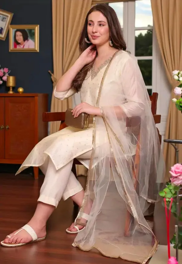 Cream_Chanderi_Silk_Straight_Kurta_Set_For_Women