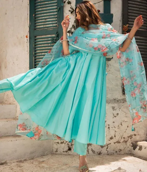 Turquoise_Rayon_Flared_Anarkali_Suit_Set_For_Women