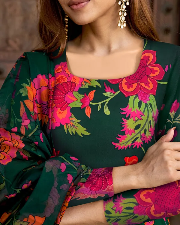 Green_Georgette_Flared_Anarkali_Suit_Set_For_Women