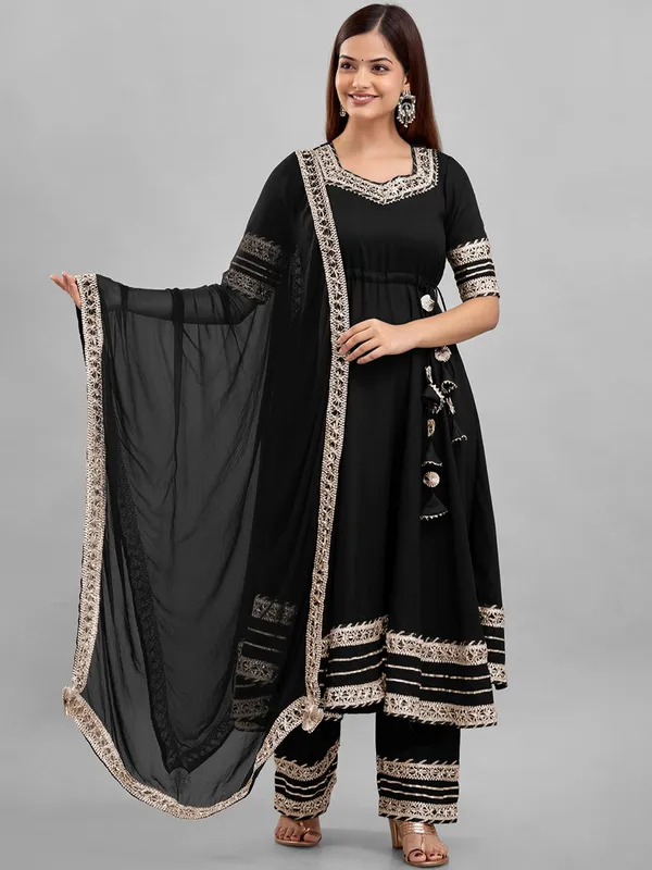 Black_Rayon_Anarkali_Kurta_Set_For_Women
