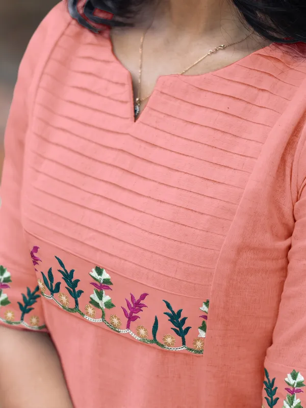 Peach_Cotton_Straight_Fit_Embroidered_Kurta_Set_For_Women