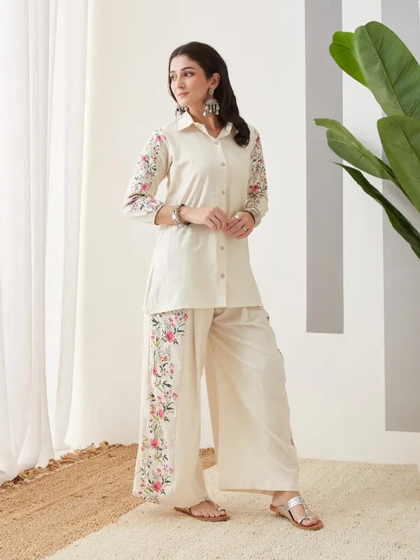 Cream_Cotton_Relaxed_Co_Ord_Set_For_Women
