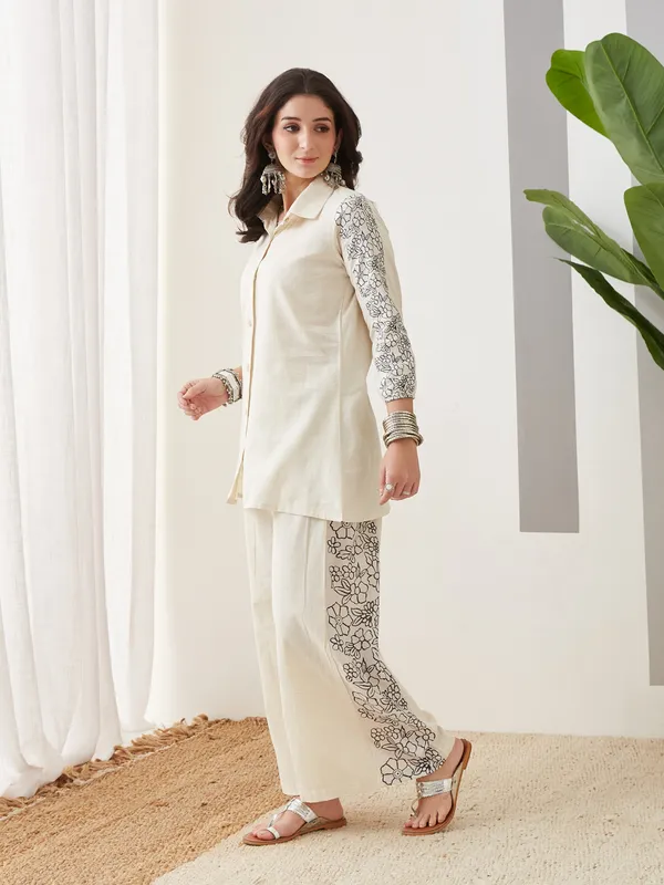 Ivory_Cotton_Shirt_Style_Co-Ord_Set_For_Women