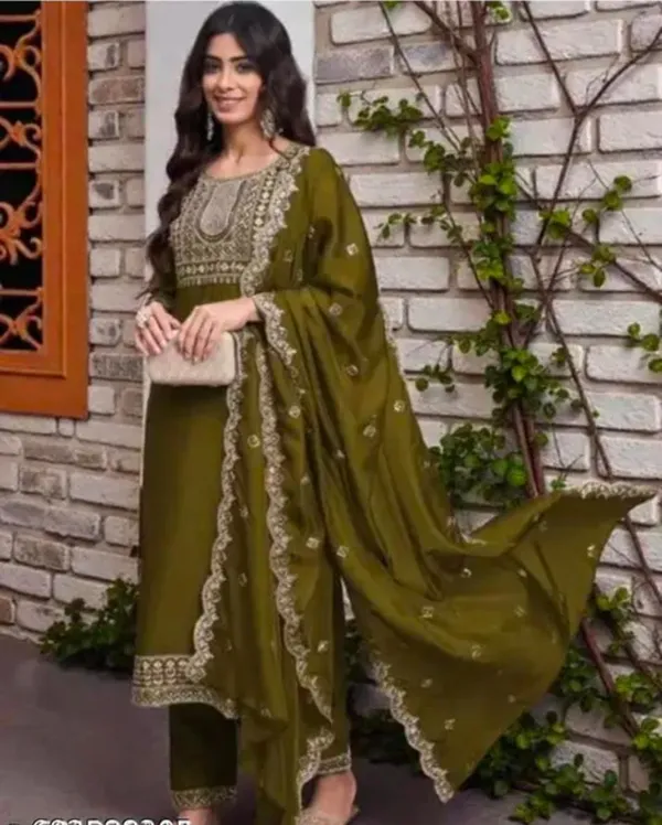 Olive_Green_Rayon_Straight_Kurta_Set_For_Women