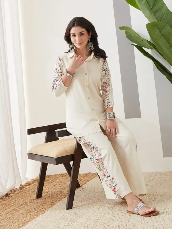 Cream_Cotton_Relaxed_Co_Ord_Set_For_Women