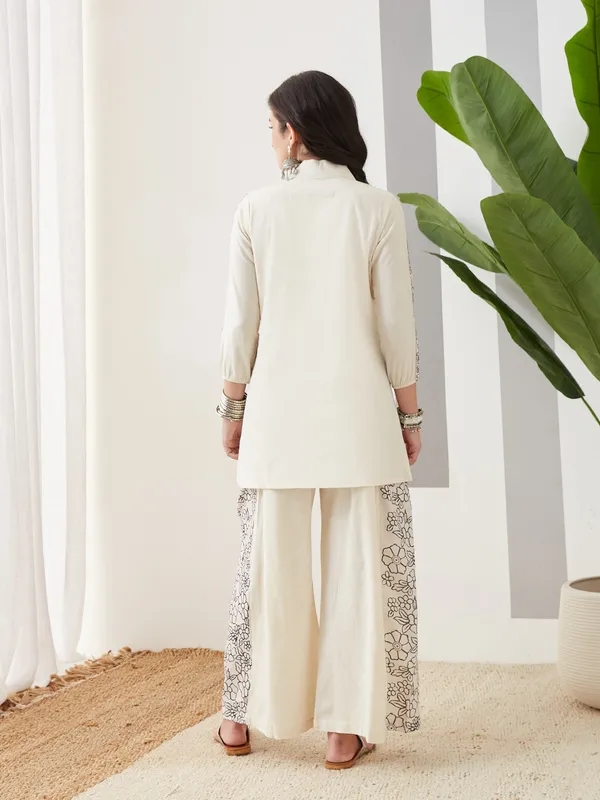 Ivory_Cotton_Shirt_Style_Co-Ord_Set_For_Women