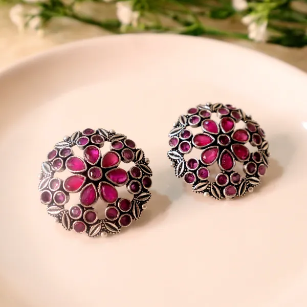Noori_Studs_Magenta