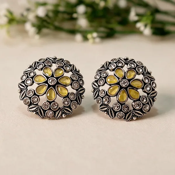 Noori_Studs_Yellow