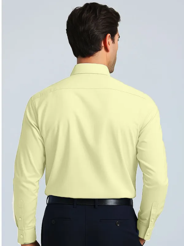 Yellow_Regular_Fit_Formal_Shirt_For_Men