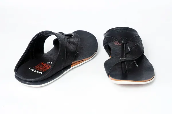 Lee_Grain_Black_Latest_Synthetic_Casual_Slippers_For_Men