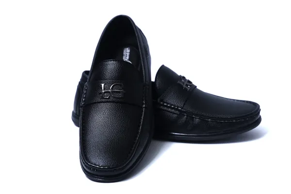 Lee_Grain_Black_Latest___Slip-On_Moc-Toe_Loafers_For_Men