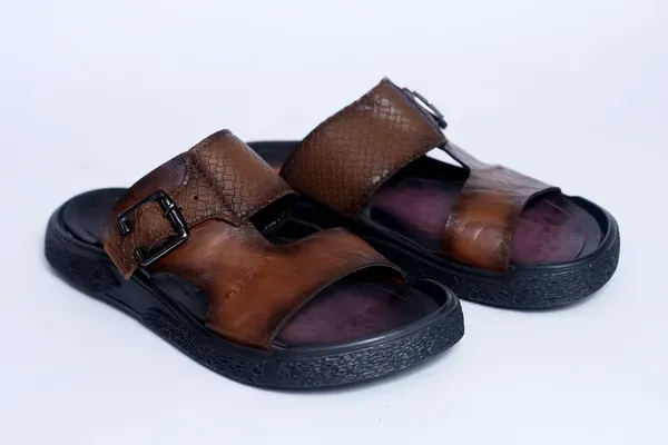 Leegrain_Latest_Tan_Slipper_For_Mens