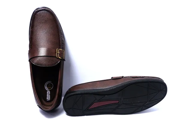 Lee_Grain_Brown_Latest___Buckle_Strap_Textured_Loafers_For_Men