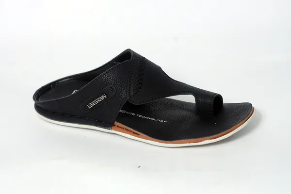 Lee_Grain_Black_Synthetic_Casual_Slippers_For_Men