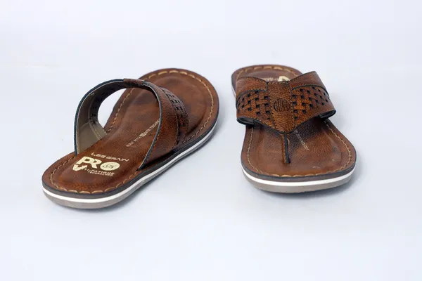 Lee_Grain_Tan_Latest_Synthetic_Casual_Slippers_For_Men