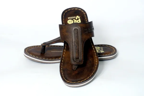 Lee_Grain_Brown_Latest_Synthetic_Casual_Slippers_For_Men