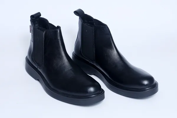 Leegrain_Latest_Black_Leather_Chelsea_Boot_For_Mens_